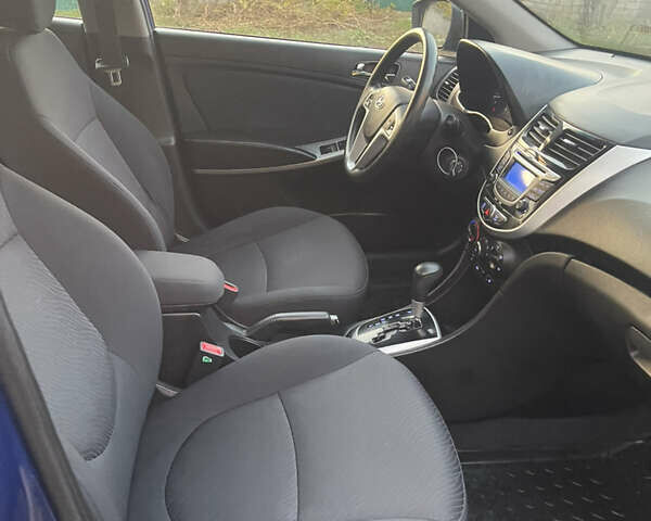 Синий Хендай Акцент, объемом двигателя 1.4 л и пробегом 116 тыс. км за 7777 $, фото 44 на Automoto.ua