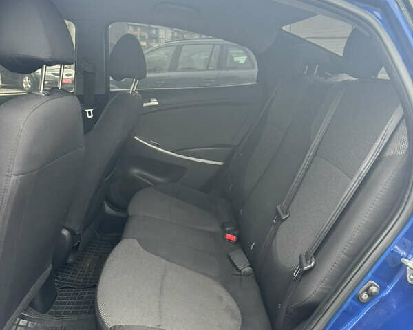 Синий Хендай Акцент, объемом двигателя 1.4 л и пробегом 307 тыс. км за 6700 $, фото 15 на Automoto.ua