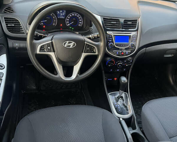 Синий Хендай Акцент, объемом двигателя 1.4 л и пробегом 116 тыс. км за 7777 $, фото 37 на Automoto.ua