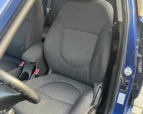 Синий Хендай Акцент, объемом двигателя 1.4 л и пробегом 116 тыс. км за 7777 $, фото 30 на Automoto.ua