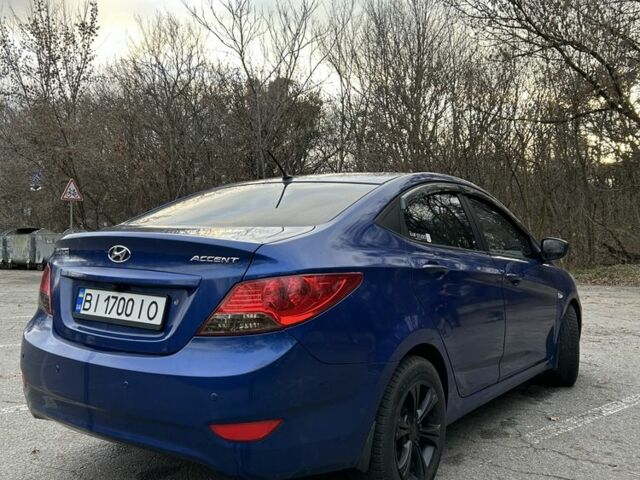 Синий Хендай Акцент, объемом двигателя 1.4 л и пробегом 165 тыс. км за 6300 $, фото 2 на Automoto.ua