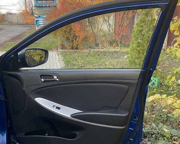 Синий Хендай Акцент, объемом двигателя 1.4 л и пробегом 116 тыс. км за 7777 $, фото 42 на Automoto.ua