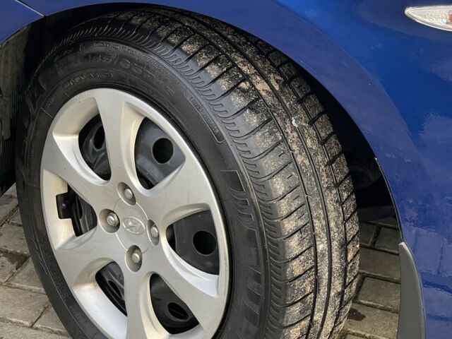 Хендай Акцент 2013 в Харькове на Automoto.ua Синий Хендай Акцент, объемом двигателя 1.4 л и пробегом 116 тыс. км за 7777 $, фото 9 на Automoto.ua