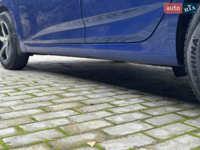 Синий Хендай Акцент, объемом двигателя 1.4 л и пробегом 189 тыс. км за 6750 $, фото 14 на Automoto.ua