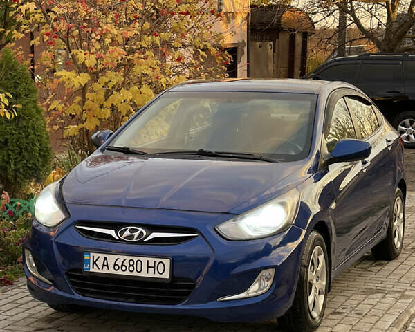 Синий Хендай Акцент, объемом двигателя 1.4 л и пробегом 116 тыс. км за 7777 $, фото 2 на Automoto.ua