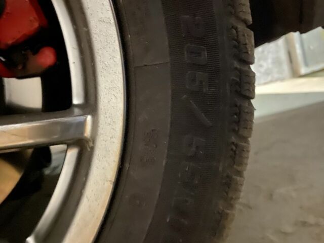 Синий Хендай Акцент, объемом двигателя 1.6 л и пробегом 196 тыс. км за 8200 $, фото 6 на Automoto.ua