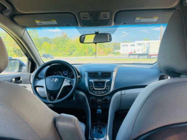 Синий Хендай Акцент, объемом двигателя 1.6 л и пробегом 70 тыс. км за 6500 $, фото 7 на Automoto.ua