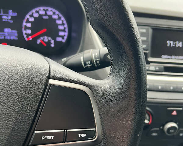 Синий Хендай Акцент, объемом двигателя 1.37 л и пробегом 176 тыс. км за 7999 $, фото 8 на Automoto.ua