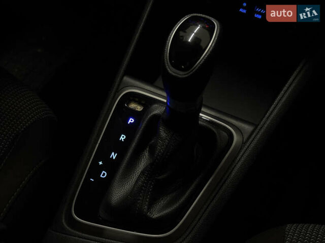 Синий Хендай Акцент, объемом двигателя 1.59 л и пробегом 106 тыс. км за 12499 $, фото 21 на Automoto.ua