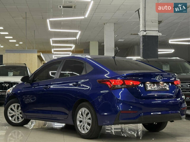 Синий Хендай Акцент, объемом двигателя 1.59 л и пробегом 106 тыс. км за 12499 $, фото 8 на Automoto.ua