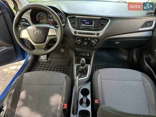 Синій Хендай Акцент, об'ємом двигуна 1.37 л та пробігом 72 тис. км за 11600 $, фото 21 на Automoto.ua