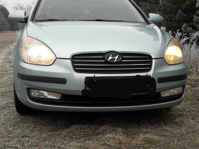 Синий Хендай Акцент, объемом двигателя 1.4 л и пробегом 247 тыс. км за 4500 $, фото 8 на Automoto.ua