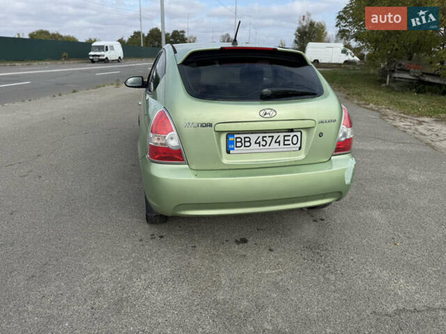 Зелений Хендай Акцент, об'ємом двигуна 1.6 л та пробігом 200 тис. км за 4299 $, фото 15 на Automoto.ua