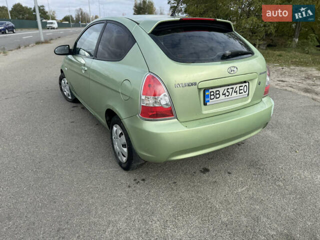 Зелений Хендай Акцент, об'ємом двигуна 1.6 л та пробігом 200 тис. км за 4299 $, фото 14 на Automoto.ua