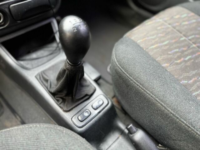 Зеленый Хендай Акцент, объемом двигателя 1.5 л и пробегом 220 тыс. км за 1600 $, фото 23 на Automoto.ua