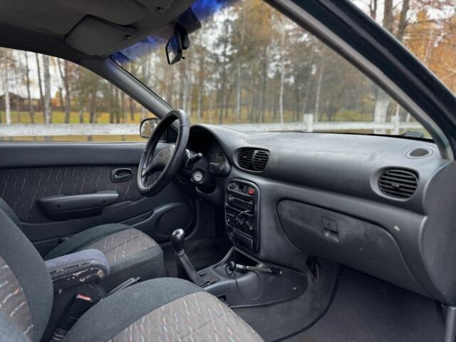 Зеленый Хендай Акцент, объемом двигателя 1.5 л и пробегом 220 тыс. км за 1600 $, фото 10 на Automoto.ua