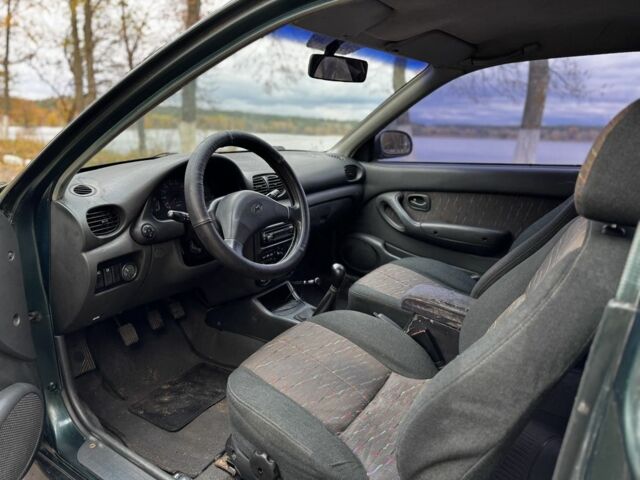 Зеленый Хендай Акцент, объемом двигателя 1.5 л и пробегом 220 тыс. км за 1600 $, фото 12 на Automoto.ua