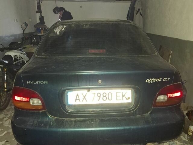 Зеленый Хендай Акцент, объемом двигателя 1.5 л и пробегом 280 тыс. км за 600 $, фото 9 на Automoto.ua