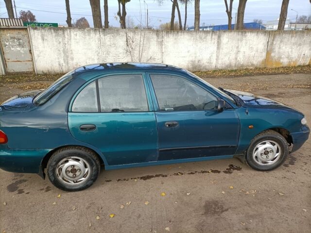 Зеленый Хендай Акцент, объемом двигателя 0 л и пробегом 300 тыс. км за 1500 $, фото 3 на Automoto.ua