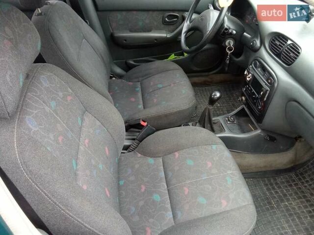 Зеленый Хендай Акцент, объемом двигателя 1.5 л и пробегом 235 тыс. км за 1350 $, фото 13 на Automoto.ua
