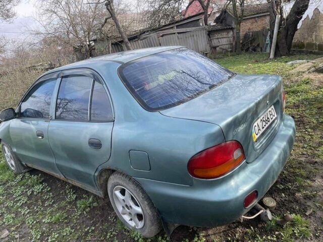 Зеленый Хендай Акцент, объемом двигателя 1.5 л и пробегом 300 тыс. км за 500 $, фото 1 на Automoto.ua