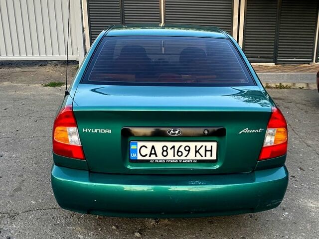 Зеленый Хендай Акцент, объемом двигателя 1.3 л и пробегом 270 тыс. км за 2700 $, фото 1 на Automoto.ua
