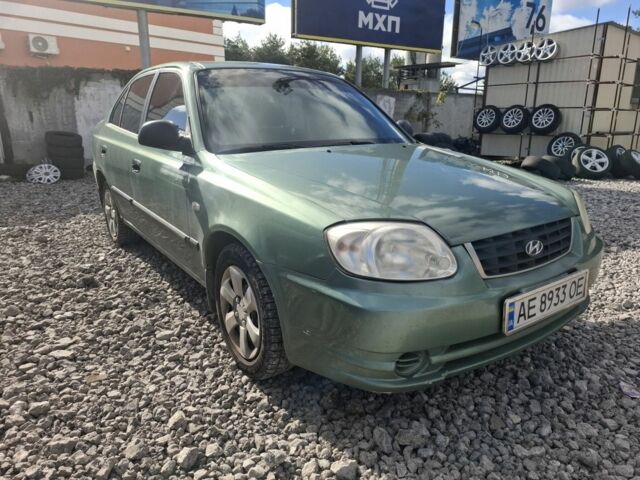 Зелений Хендай Акцент, об'ємом двигуна 1.5 л та пробігом 205 тис. км за 2700 $, фото 1 на Automoto.ua