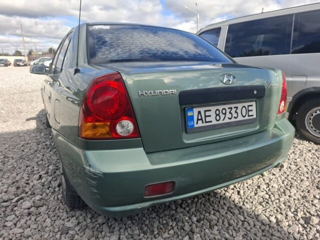 Зелений Хендай Акцент, об'ємом двигуна 1.5 л та пробігом 205 тис. км за 2700 $, фото 3 на Automoto.ua