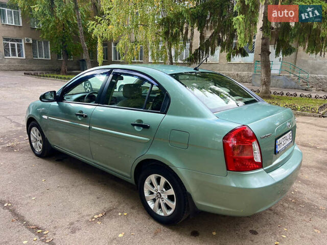 Зеленый Хендай Акцент, объемом двигателя 1.4 л и пробегом 201 тыс. км за 5300 $, фото 10 на Automoto.ua