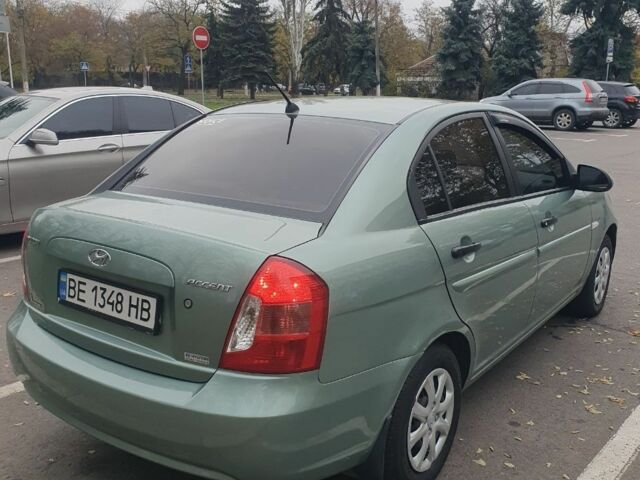 Зеленый Хендай Акцент, объемом двигателя 1.4 л и пробегом 288 тыс. км за 4500 $, фото 3 на Automoto.ua