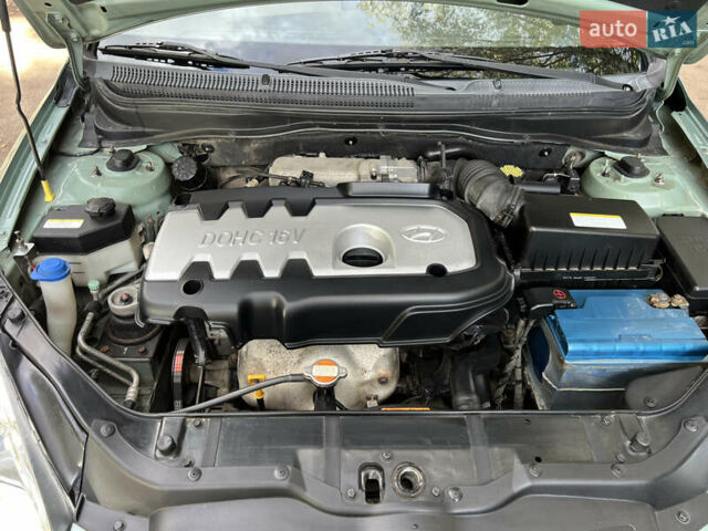 Зеленый Хендай Акцент, объемом двигателя 1.4 л и пробегом 201 тыс. км за 5300 $, фото 15 на Automoto.ua