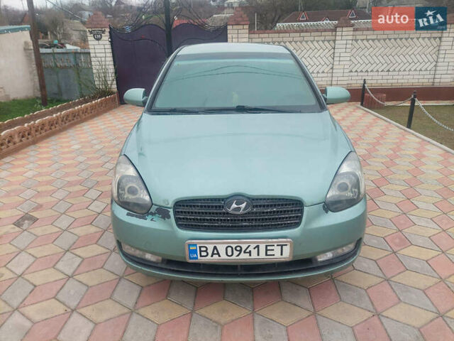 Зелений Хендай Акцент, об'ємом двигуна 1.6 л та пробігом 207 тис. км за 1950 $, фото 1 на Automoto.ua