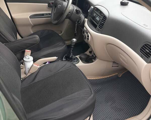 Зеленый Хендай Акцент, объемом двигателя 0 л и пробегом 160 тыс. км за 4800 $, фото 47 на Automoto.ua