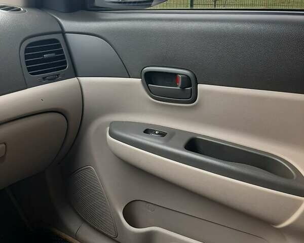 Зеленый Хендай Акцент, объемом двигателя 0 л и пробегом 160 тыс. км за 4800 $, фото 57 на Automoto.ua