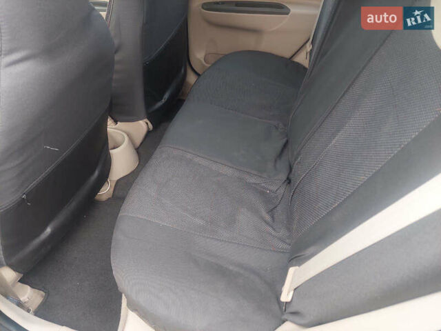 Зелений Хендай Акцент, об'ємом двигуна 1.6 л та пробігом 207 тис. км за 1950 $, фото 9 на Automoto.ua