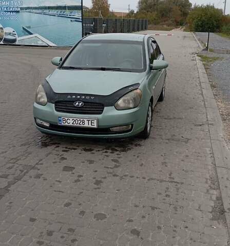 Зеленый Хендай Акцент, объемом двигателя 1.4 л и пробегом 215 тыс. км за 4199 $, фото 1 на Automoto.ua