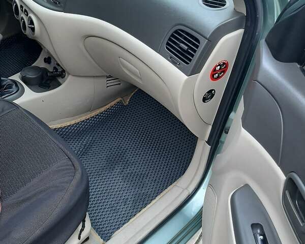 Зеленый Хендай Акцент, объемом двигателя 0 л и пробегом 160 тыс. км за 4800 $, фото 42 на Automoto.ua