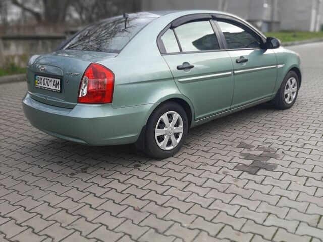 Зелений Хендай Акцент, об'ємом двигуна 1.4 л та пробігом 160 тис. км за 5100 $, фото 1 на Automoto.ua
