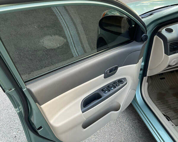 Зелений Хендай Акцент, об'ємом двигуна 1.4 л та пробігом 164 тис. км за 5100 $, фото 6 на Automoto.ua