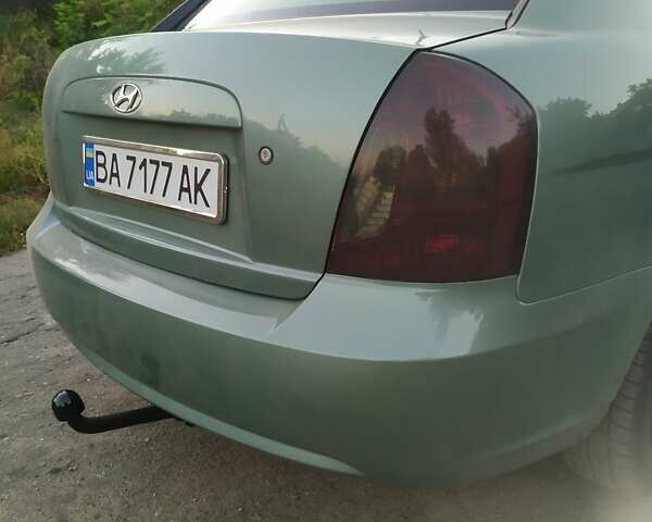 Зеленый Хендай Акцент, объемом двигателя 1.4 л и пробегом 250 тыс. км за 4500 $, фото 9 на Automoto.ua