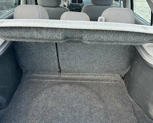 Зеленый Хендай Акцент, объемом двигателя 1.34 л и пробегом 314 тыс. км за 2650 $, фото 12 на Automoto.ua