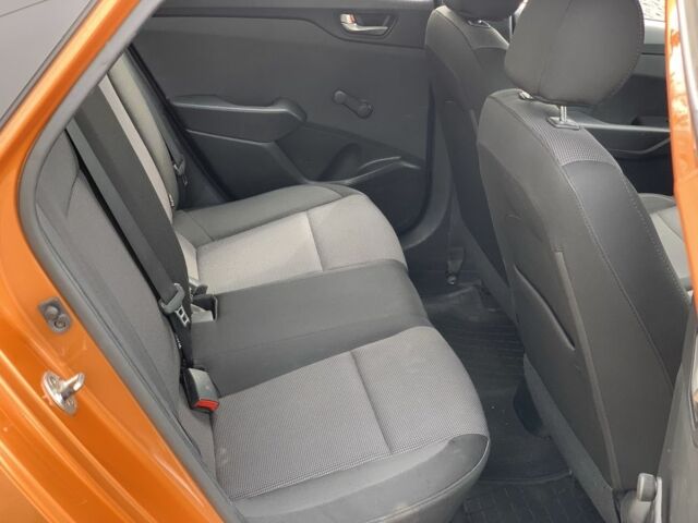 Оранжевый Хендай Акцент, объемом двигателя 0.14 л и пробегом 130 тыс. км за 8500 $, фото 12 на Automoto.ua