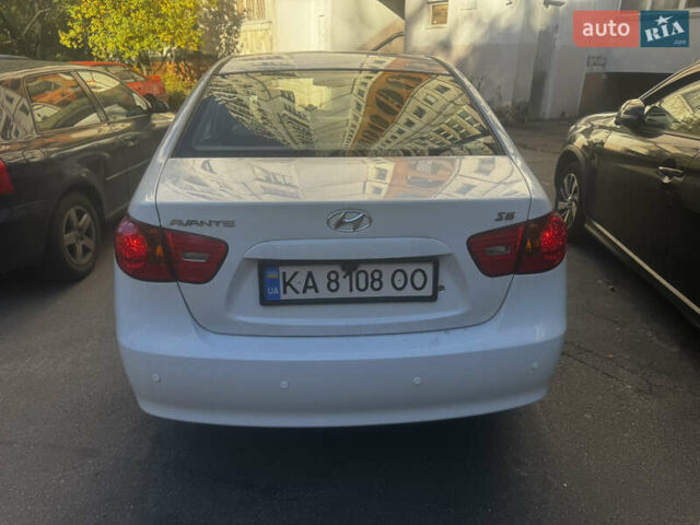 Белый Хендай Аванте, объемом двигателя 1.59 л и пробегом 98 тыс. км за 7350 $, фото 32 на Automoto.ua