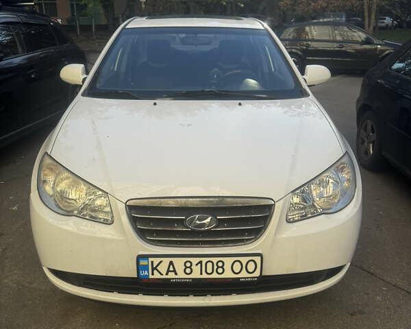 Белый Хендай Аванте, объемом двигателя 1.59 л и пробегом 98 тыс. км за 7350 $, фото 23 на Automoto.ua