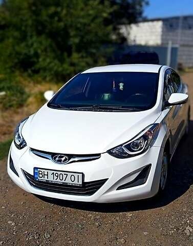 Білий Хендай Аванте, об'ємом двигуна 1.6 л та пробігом 200 тис. км за 8300 $, фото 6 на Automoto.ua