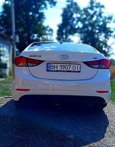 Білий Хендай Аванте, об'ємом двигуна 1.6 л та пробігом 200 тис. км за 8300 $, фото 2 на Automoto.ua