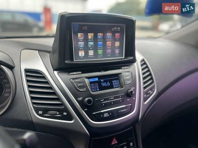 Хендай Аванте 2014 в Одессе на Automoto.ua Белый Хендай Аванте, объемом двигателя 1.6 л и пробегом 201 тыс. км за 8840 $, фото 17 на Automoto.ua