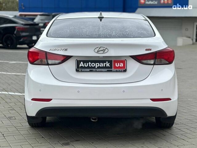 Хендай Аванте 2014 в Одессе на Automoto.ua Белый Хендай Аванте, объемом двигателя 1.6 л и пробегом 201 тыс. км за 8840 $, фото 6 на Automoto.ua