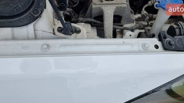 Білий Хендай Аванте, об'ємом двигуна 1.59 л та пробігом 171 тис. км за 10500 $, фото 22 на Automoto.ua