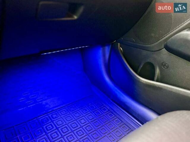 Білий Хендай Аванте, об'ємом двигуна 1.6 л та пробігом 350 тис. км за 9300 $, фото 25 на Automoto.ua